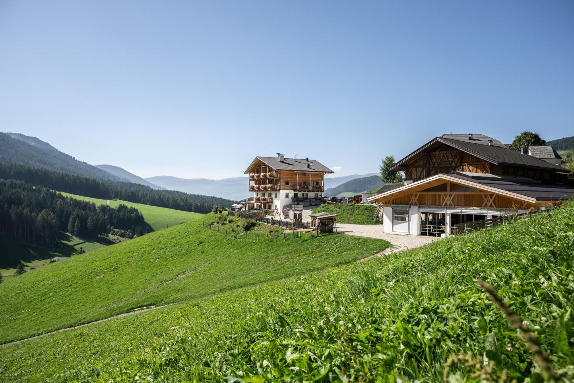 Unterkantiolerhof Funes  Kültér fotó