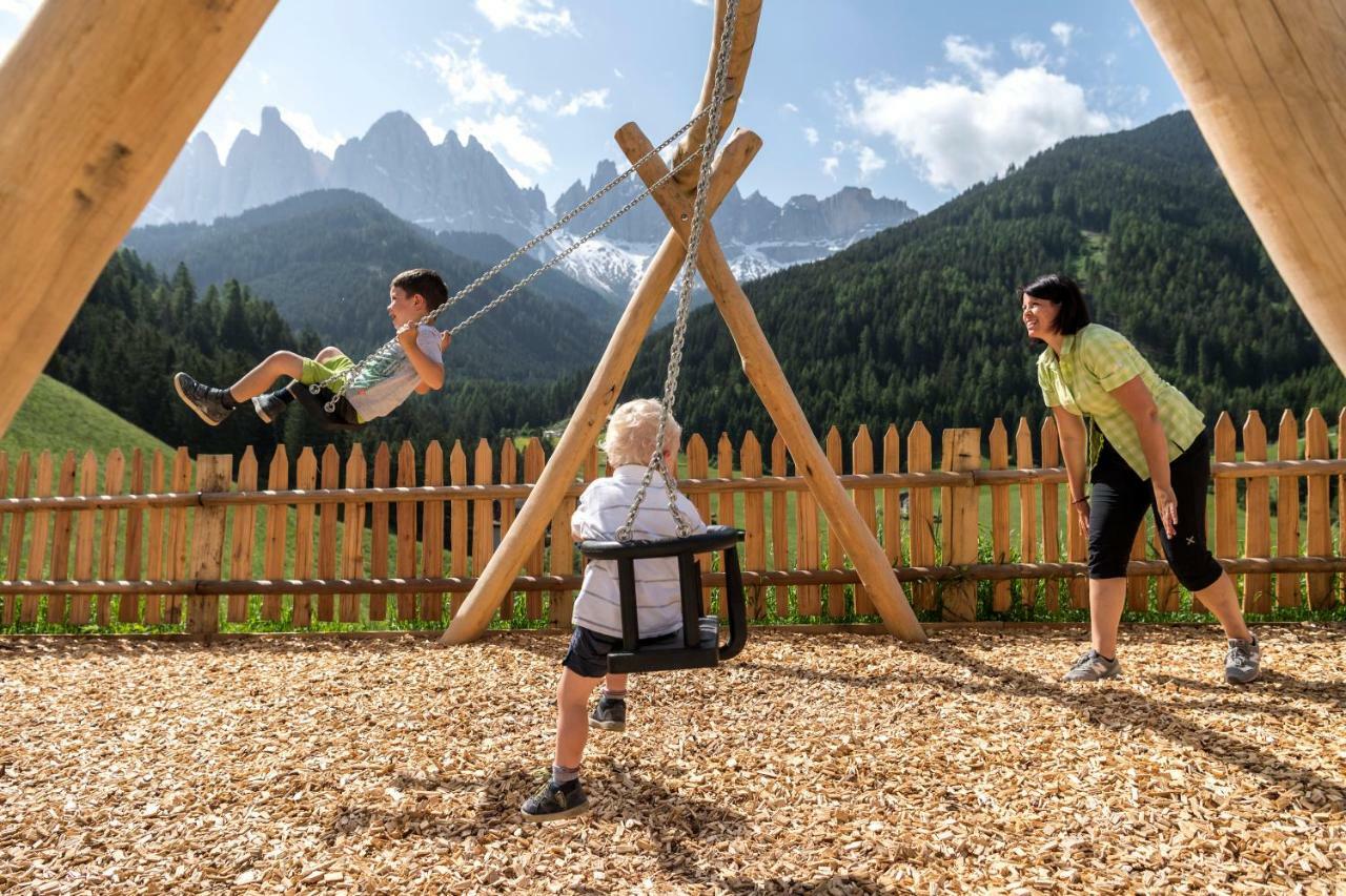 Unterkantiolerhof Funes  Kültér fotó